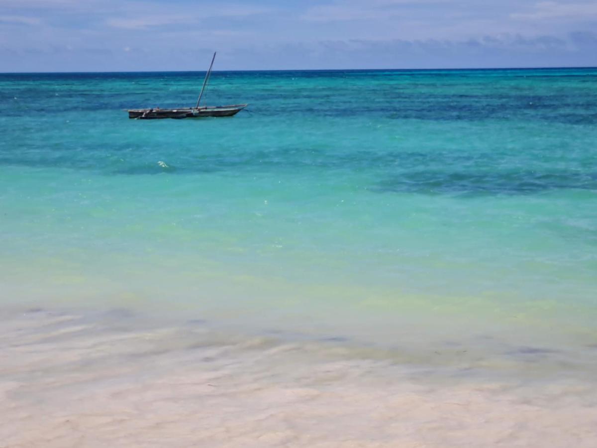 Beachfront Villa Ladha Ya Zanzibar Jambiani  Esterno foto