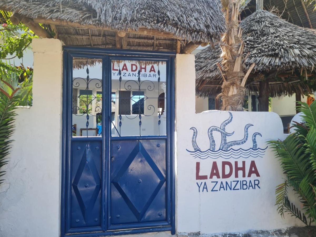 Beachfront Villa Ladha Ya Zanzibar Jambiani  Esterno foto