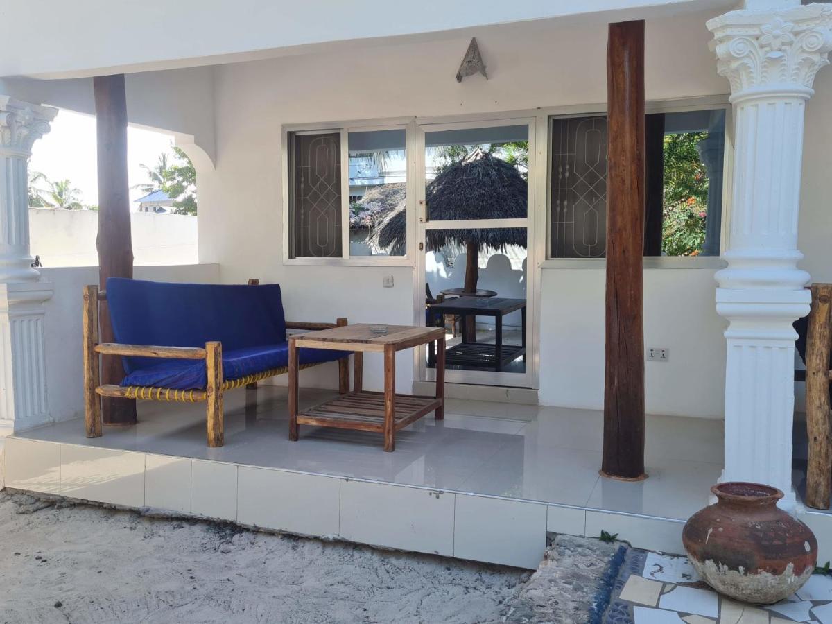 Beachfront Villa Ladha Ya Zanzibar Jambiani  Esterno foto