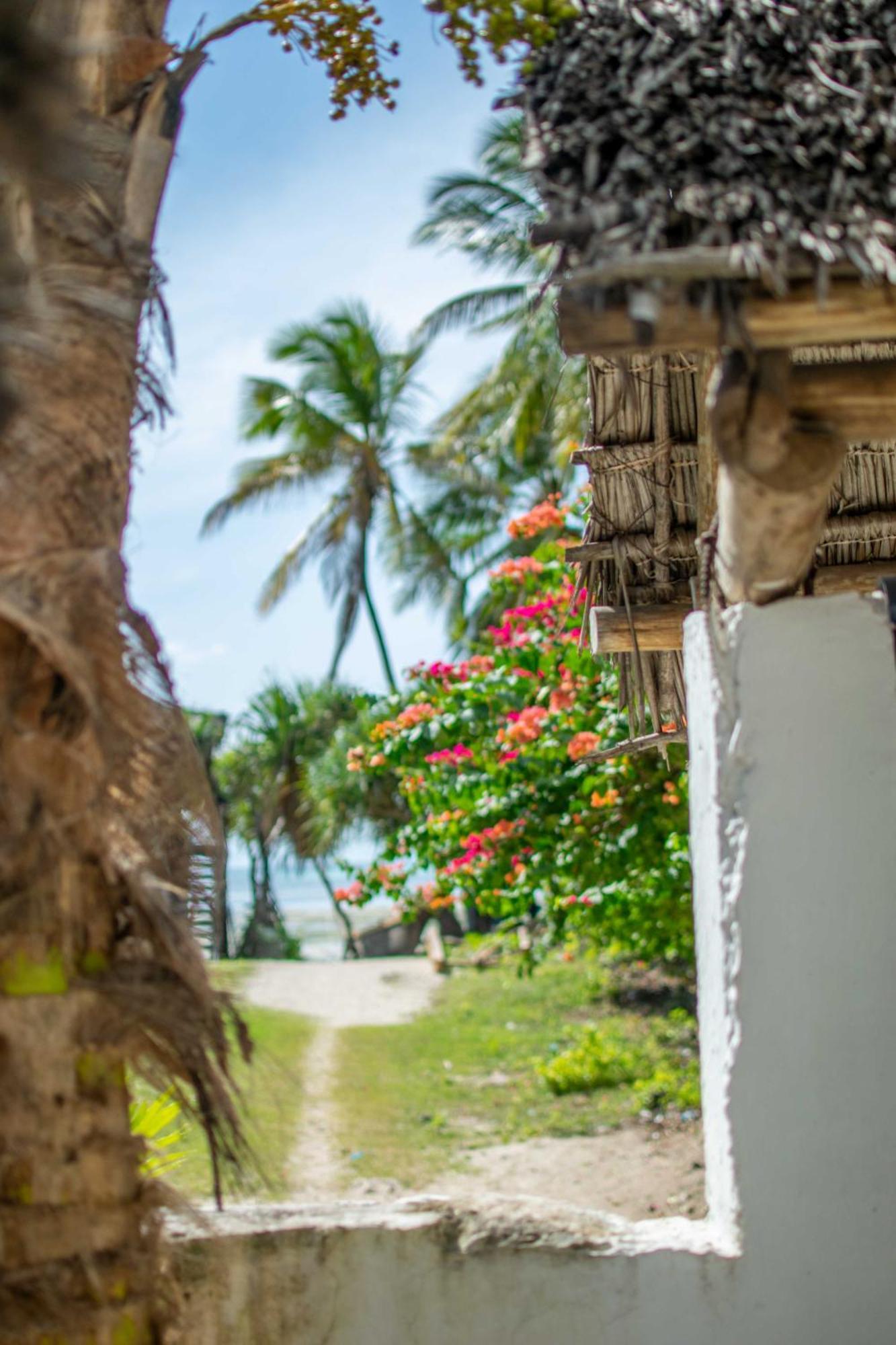 Beachfront Villa Ladha Ya Zanzibar Jambiani  Esterno foto